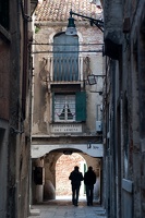 Eine der kleinen Gassen in Venedig